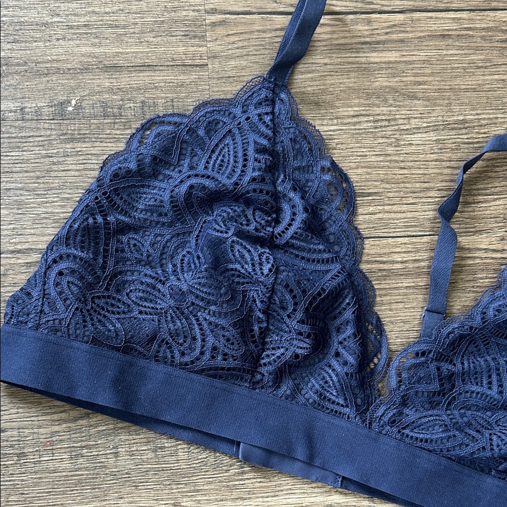 Old Navy|Lace Bralette in Navy Blue sz XL - Picture 2 of 4
